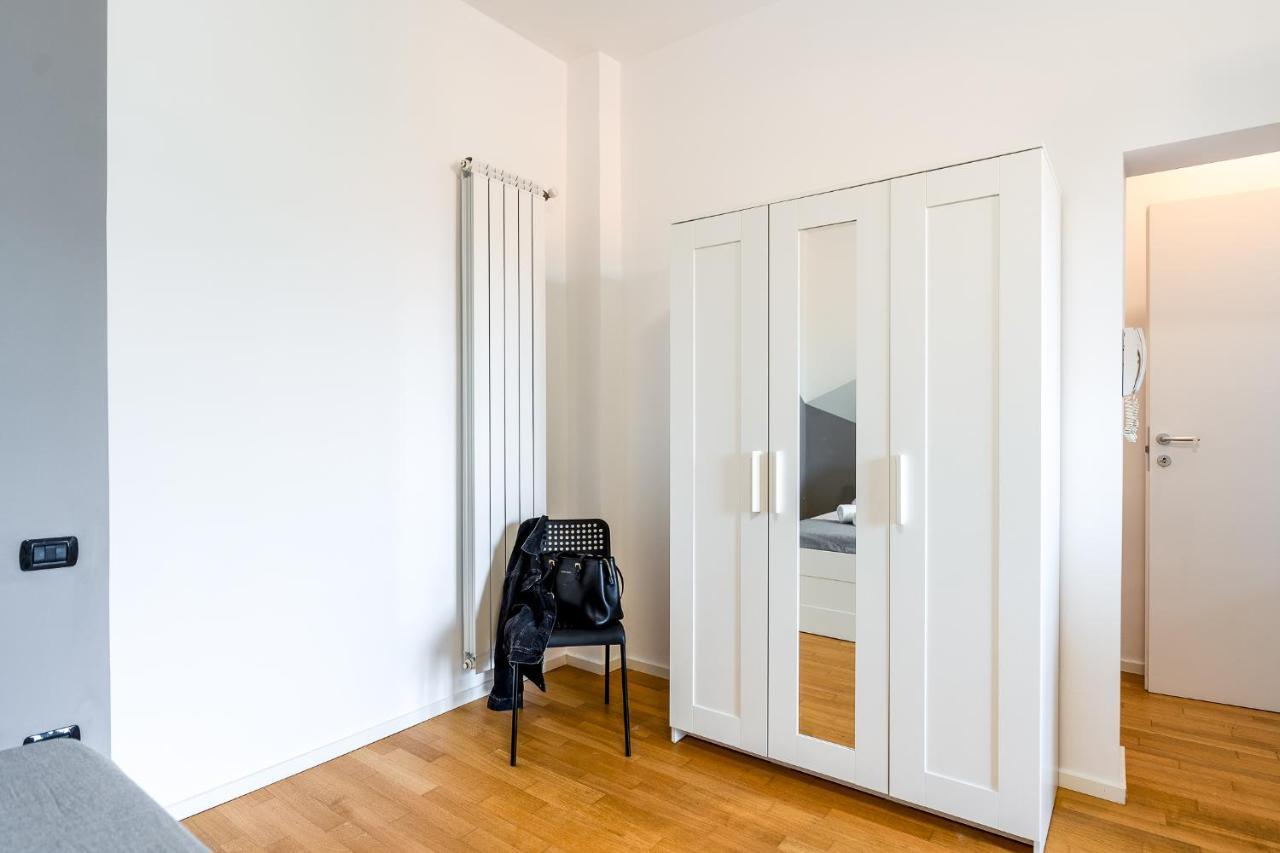 Milano -Duomo 13 Min, Netflix E Wi-Fi Apartman Kültér fotó